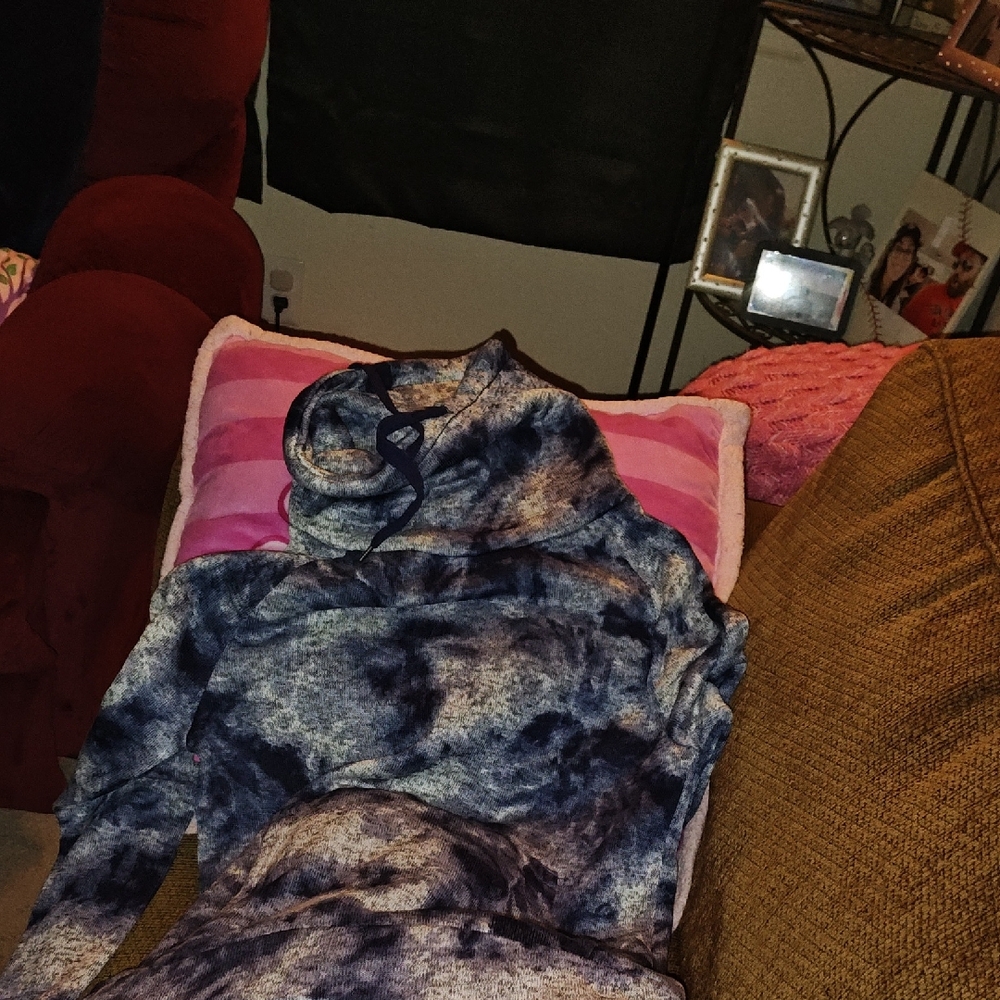 Tie-Dye Hooded Sweatshirt